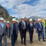 عامل تاونات يتفقد ورش مشروع بناء سد سيدي عبو بجماعة عين معطوف بدائرة تيسة