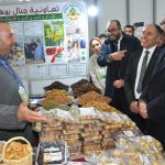 تازة تحتضن معرض للمنتوجات الفلاحية وعارض من تاونات يصرح : كانت التظاهرة جد إيجابية لنا‎