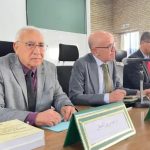 إبن تاونات الدكتور التهامي ابن احدش يوقع كتابه ” الممارسة الانتخابية في المغرب ” بفاس‎