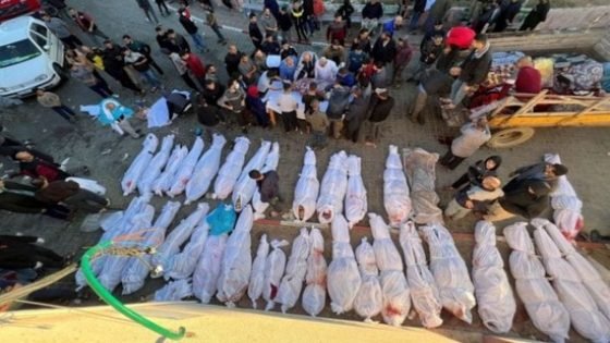 إستشهاد عدد من المغاربة من بينهم سيدة تنحدر من تاونات في مدرسة الفاخورة بغزة