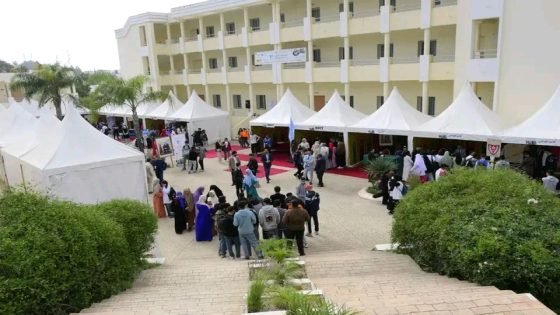 المديرية الإقليمية للتعليم بتاونات تحتفي بمستقبل أبنائها:نجاح متميز  لمنتدى آفاق التوجيه