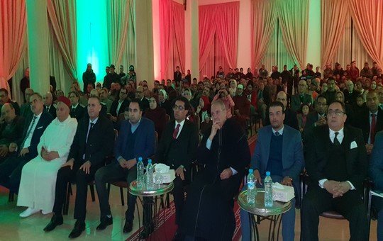 تاونات تحتفي بفوز مريم أمجون بطلة مسابقة تحدي القراءة المنظمة من طرف دولة الإمارات العربية