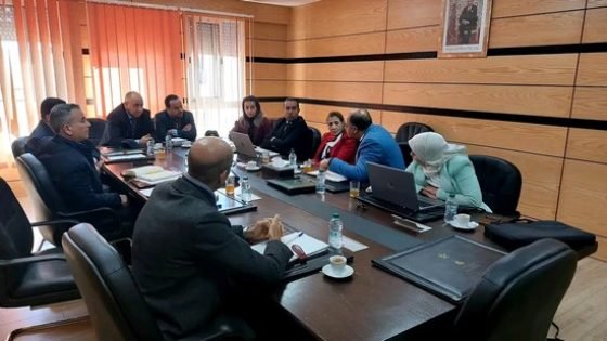 تثنية الطريق الوطنية بين فاس وتاونات تأخذ حصة الأسد في النقاش أثناء جلسة عمل بمقر الجهة