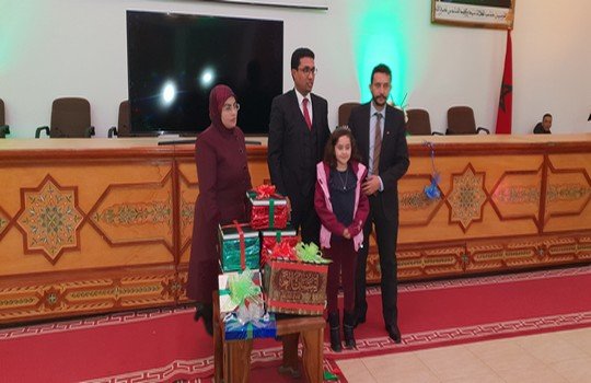 تاونات تحتفي بفوز مريم أمجون بطلة مسابقة تحدي القراءة المنظمة من طرف دولة الإمارات العربية