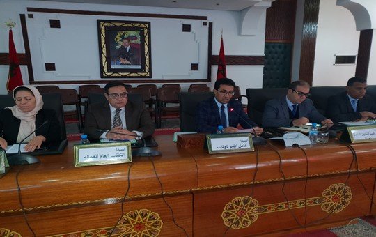 عامل تاونات يحذر أرباب المعاصر:الإدارة ستتخذ جميع الإجراءات القانونية في حق المخالفين