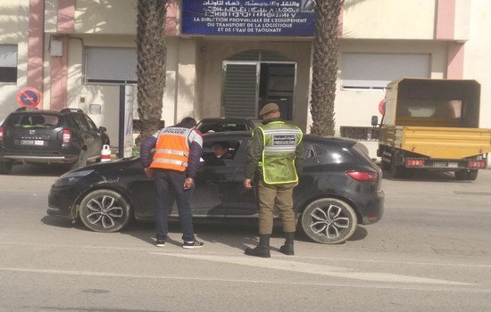 سلطات تاونات تواصل الجهود للحد من تفشي وباء فيروس كورونا المستجد على مستوى الإقليم