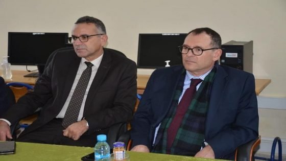 لقاء تواصلي تحسيسي مع أسر تلاميذ ثانوية المنصور الذهبي بتيسة بتاونات حول استعمال خدمات “مسار الهاتف المحمول “