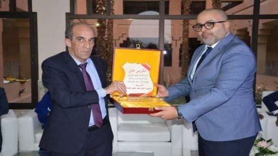 أسرة القضاء بالراشيدية تكرم وتودع إبن تاونات الرئيس الأول الأستاذ عبد الغني الشاغ الرئيس الاول لدى محكمة الاستئناف