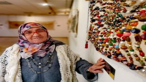 معرض فني فريد للفنانة العصامية خديجة بوكرين بفاس خاص بالمكفوفين وضعاف البصر
