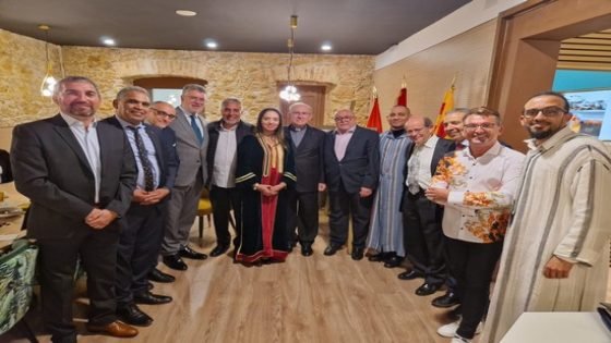 إبنة تاونات اكرام شاهين القنصل العام للمغرب بتاراغونا الإسبانية تنظم أمسية إفطار رمضاني