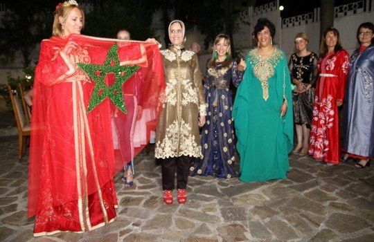 السفيرة المغربية إبنة تاونات الميداوي تنظم يوما ثقافيا بمدينة بلاغيفغراد ببلغاريا