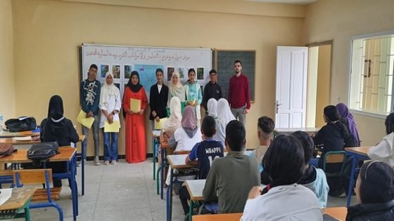 نادي التربية على المواطنة وحقوق الانسان بتاونات ينظم نشاطا حول التدخين وسلبياته