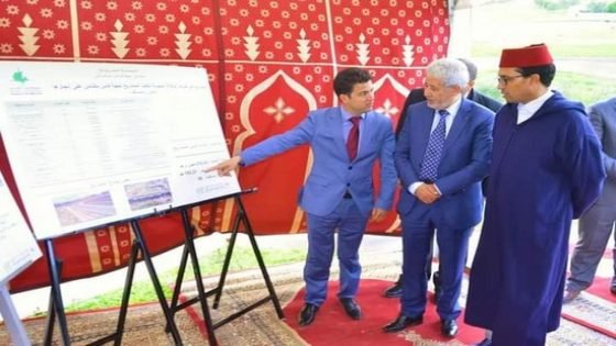 لقاء تواصلي تحت إشراف عامل تاونات ورئيس جهة فاس-مكناس حول التحضير لإعداد برنامج التنمية الجهوية 2022-2027