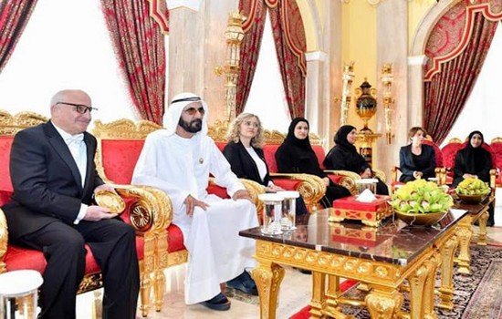 تكريم المهندس والعالم المغربي إبن تاونات رشيد اليزمي في الإمارات بميدالية التمييز العلمي