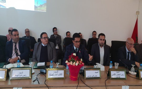هذه هي وضعية قطاعات الماء والكهرباء والاتصالات والتكلفة المالية على مستوى جماعات دائرتي تاونات وتيسة بإقليم تاونات