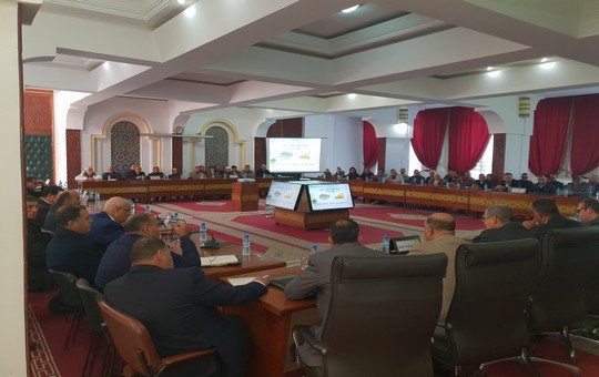 عامل تاونات يحذر أرباب المعاصر:الإدارة ستتخذ جميع الإجراءات القانونية في حق المخالفين