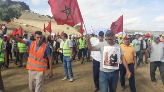 ساكنة 3 جماعات من إقليمي تاونات وتازة تحتج على إدارة سد سيدي عبو حول عدم نشر لوائح تعويضاتهم
