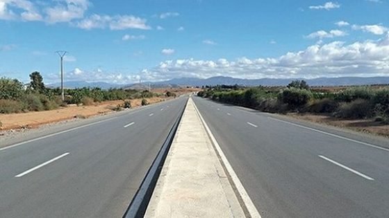 الوزير نزار بركة يعطي انطلاقة أشغال إنجاز الشطر الثالث من الطريق السريع فاس تاونات