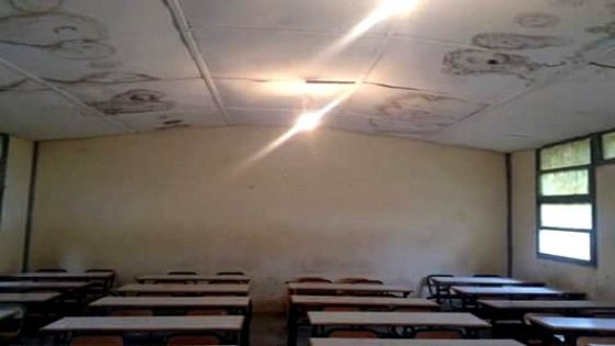 الثانوية الإعدادية بوعادل: نقص و هشاشة في الحجرات و غياب لمواد دراسية