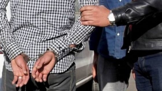 عناصر الدرك الملكي بتيسة توقف تونسيا يحمل مخدرات على الطريق الوطنية الرابطة بين فاس وتاونات
