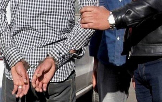 عناصر الدرك الملكي بتيسة توقف تونسيا يحمل مخدرات على الطريق الوطنية الرابطة بين فاس وتاونات (أرشيف)