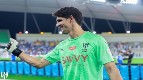 ياسين بونو ينقذ الهلال السعودي ويقوده لريمونتادا ضد غريمه الإتحاد في الدوري السعودي