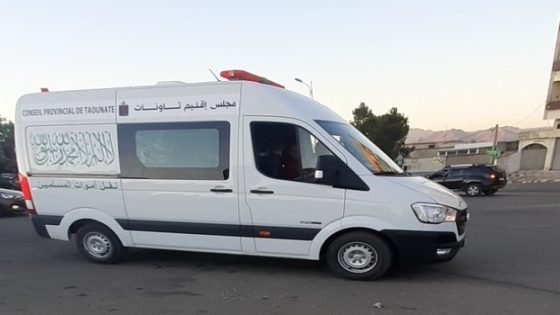 3 قتلى و8 جرحى في حادثة سير مميتة بتراب جماعة تيسة باقليم تاونات بعد اصطدام سيارة عائلية وشاحنة من الحجم الكبير