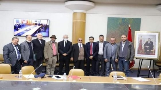 مشاكل الطرق والماء تجمع الوزير بركة مع النائب البرلماني الطاهري مع بعض رؤساء جماعات إقليم تاونات