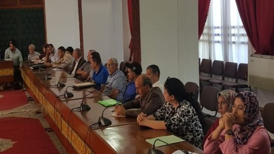 عامل تاونات يعقد لقاء تواصليا مع ممثلي الهيئات السياسية والتنظيمات النقابية وجمعيات المجتمع المدني والصحافة التابعة لإقليم تاونات