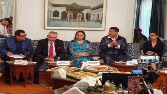 مجموعة من وسائل الإعلام البلغارية تجري مقابلات مع إبنة تاونات زكية الميداوي سفيرة المملكة المغربية بصوفيا