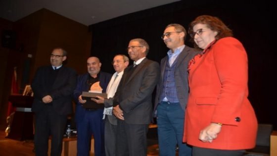 مؤسسة فكر للتنمية والثقافة التي يرأسها إبن تاونات الدكتور الدرويش تنظم ندوة حول أهمية وآفاق الدراسات الإفريقية في المغرب