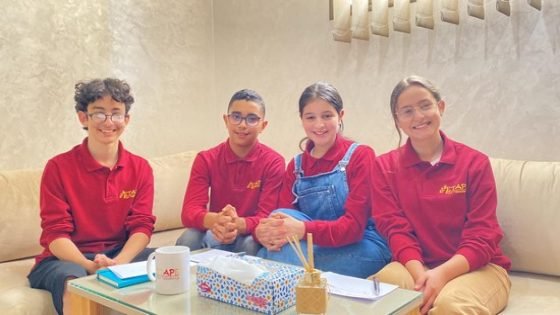 تتويج التلميذ عماد بكوري (والده ينحدر من تاونات) بأحسن لوحة تشكيلية في المهرجان الوطني للفنون التشكيلية