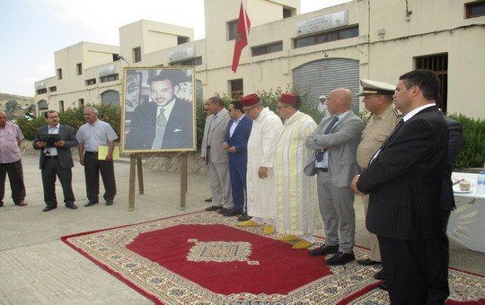 عامل تاونات يسلم 13 دراجة نارية ثلاثية العجلات مخصصة لنقل البضائع لجمعية النجاح للتنمية الاجتماعية بعين عائشة