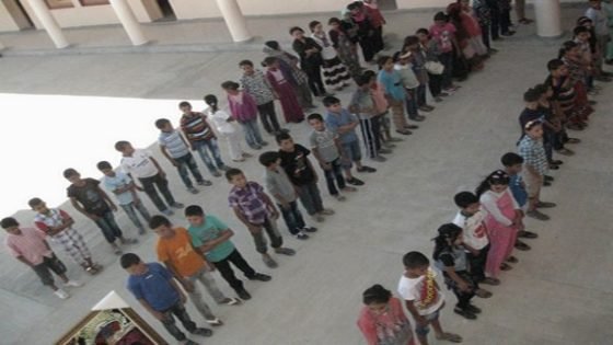 عامل تاونات يعطي انطلاق الموسم المدرسي لموسم 2015-2016 بالإقليم من المدرسة الجماعاتية بجماعة أولاد داود