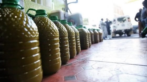 الشرطة بقرية با محمد بتاونات تحجز حوالي طن من الزيوت المغشوشة