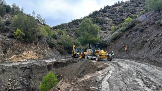 وزارة الداخلية تهيب بالمغاربة في كل الجهات توخي أقصى درجات اليقظة والحذر من تقلبات جوية