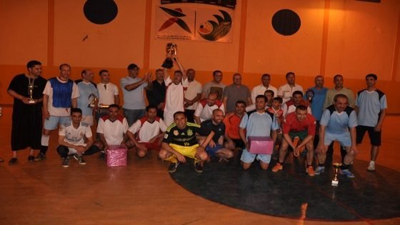 المنطقة الإقليمية للأمن بتاونات تنظم دوري رمضاني لكرة القدم وفريق مصلحة التوثيق والوثائق التعريفية يفوز..