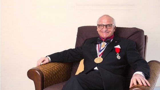 المخترع المغربي اليزمي:يكشف تفاصيل اختراعه بشحن السيارات الكهربائية في 10 دقائق ويقول أمريكا هي أول دولة ستشرع في تصنيعه