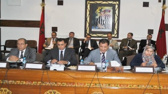 مجلس جهة تازة الحسيمة تاونات يصادق على مشروع ميزانية 2015وعلى المخطط الجهوي لإعداد التراب