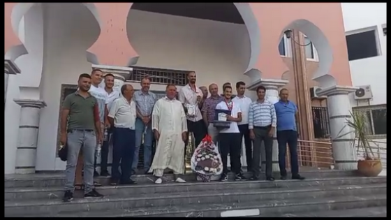 مسؤولو جماعة تاونات يحتفلون بالبطلين الرياضيين رضا الأسمر ومحمد الزروقي‎