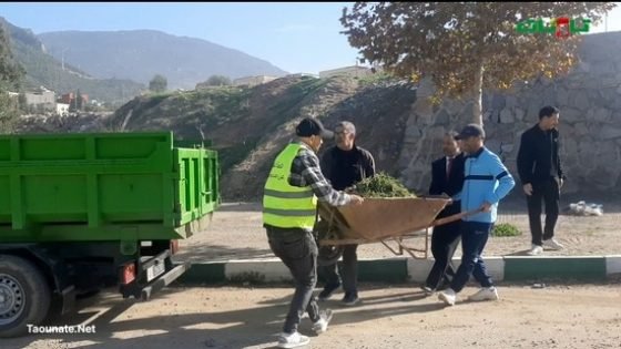 جماعة عين مديونة بتاونات بمعية المجتمع المدني نظموا أكبر حملة للنظافة بالمنطقة