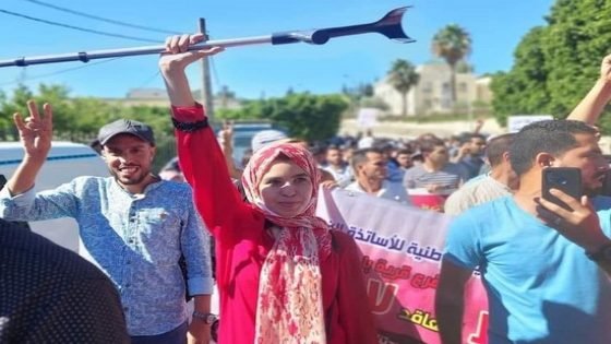 بعد التضامن الذي لقيته بعد توقيفها..الأستاذة وجدان سليم في تاونات يعرض ملفها على لجنة طبية من جديد