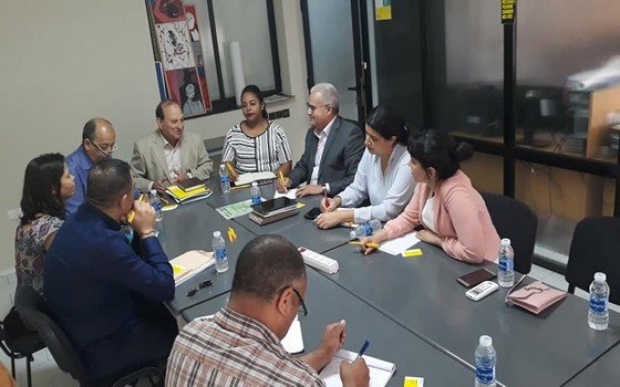 إبن تاونات المريزق رئيس حركة" قادمون وقادرون" يعقد لقاء حقوقيا مع منظمة أمنيستي بالرباط