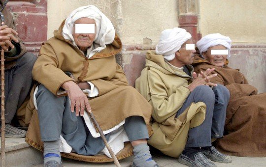 لقاء تواصلي حول موضوع :"وضعية الأشخاص المسنين" بإقليم تاونات