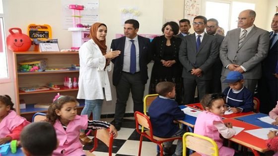 سعيد أمزازي وزير التربية الوطنية والتكوين المهني يشرف على تدشين ووضع الحجر الأساس لمشاريع بتاونات