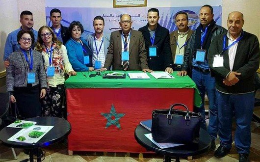أعضاء جمعية رؤية للتنمية الثقافية و الحضارية بغفساي بتاونات يتوسطهم عبد النبي الشراط