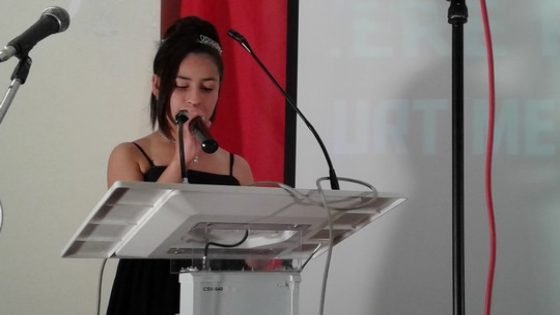 الفنانة الواعدة آية المرابط شمعة تنير مدينة تاونات