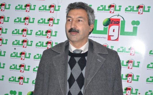إدريس الوالي في مقر جريدة صدى تاونات