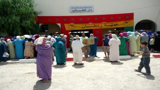 توزيع الدعم الغذائي على ما مجموعه 12.650 أسرة بإقليم تاونات بمناسبة شهر رمضان الأبرك لعام 1437