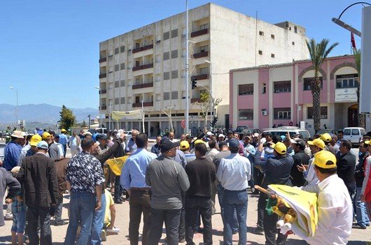 استعراض فاتح ماي لنقابيي الكونفدرالية الديمقراطية للشغل بتاونات